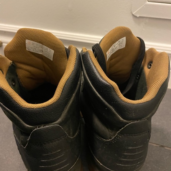 Timberland - Picture 3 of 5